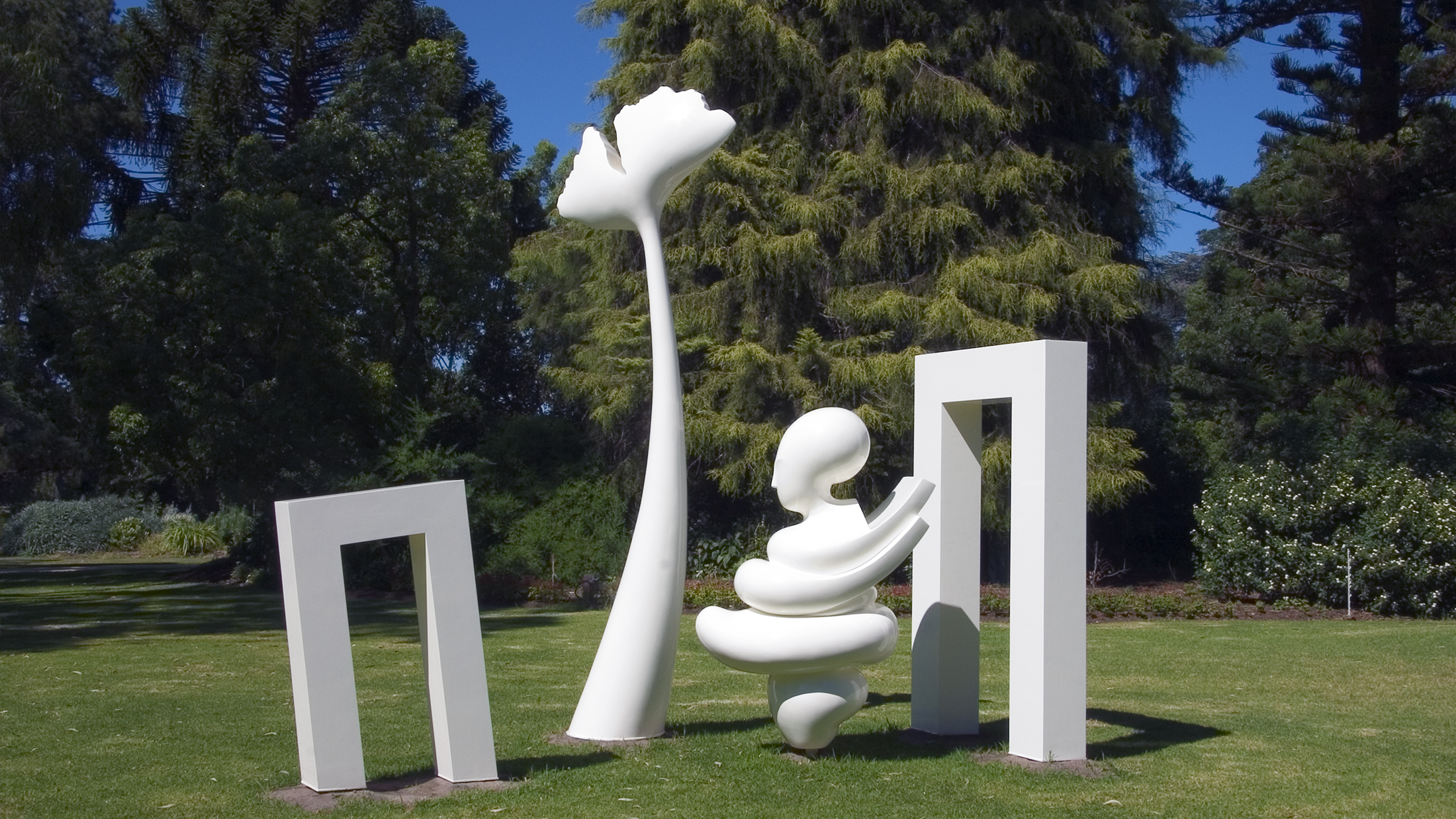 Construct II, 2006, sculpture by Adrian Mauriks.