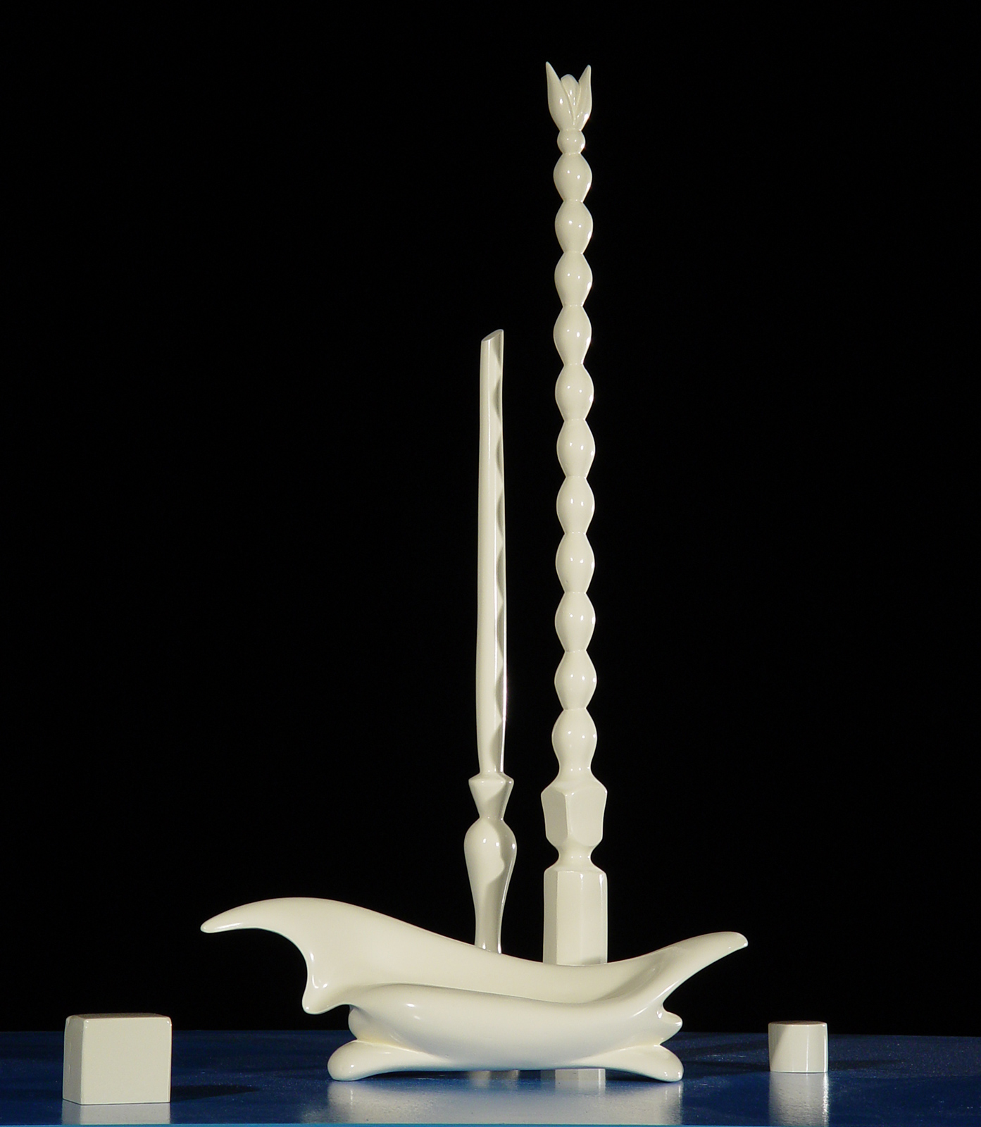 Ensemble Two, 2004, sculpture by Adrian Mauriks.