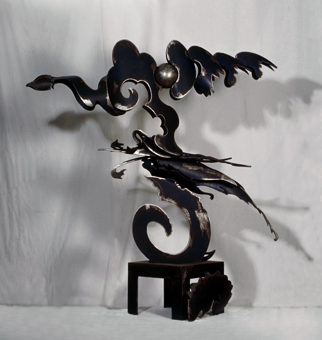 Opus 25, 1995, sculpture by Adrian Mauriks.