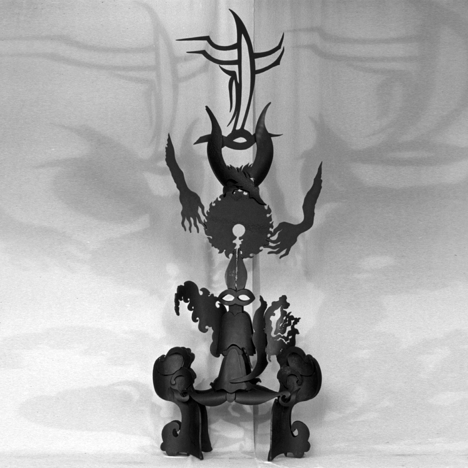 Opus Nine, 1994, sculpture by Adrian Mauriks.