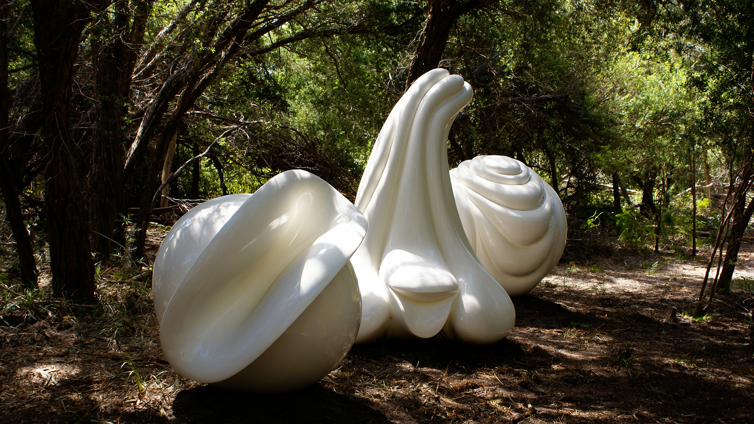 Strange Fruit, 2010. Sculpture by Adrian Mauriks.
