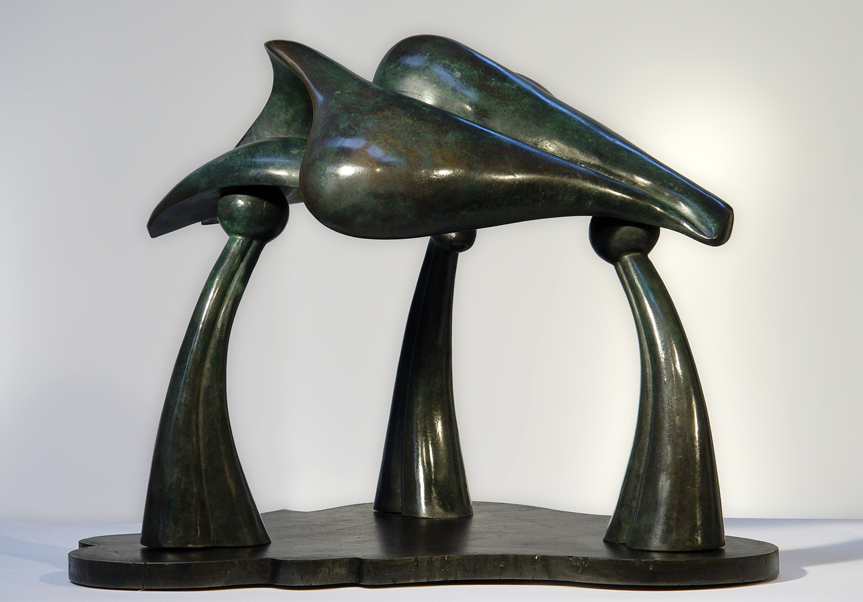 Vivaldi Shelter, 2003, sculpture by Adrian Mauriks.